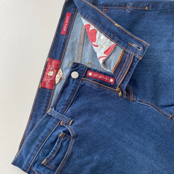 Lucky Brand Sofia Boot Jeans Dark Wash Size 14/32 Regular - Picture 10 of 14